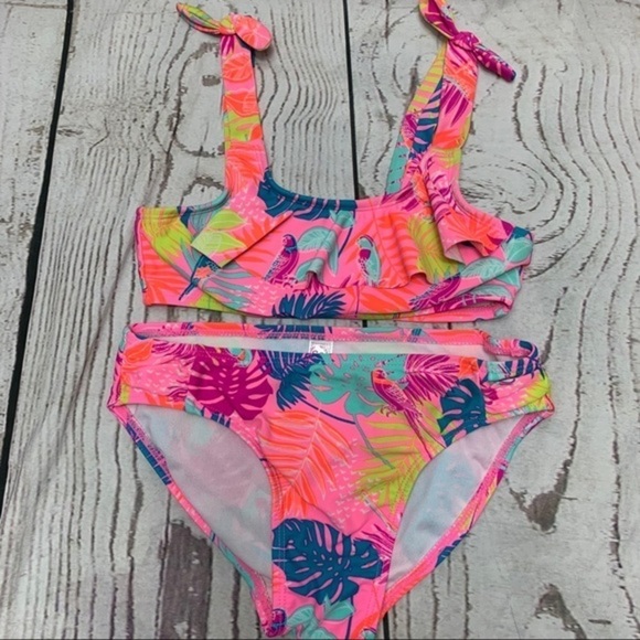 🎉 Host Pick 🎉 SO Floral Tropical Shoulder Tie Ruffle Bikini - Picture 2 of 5